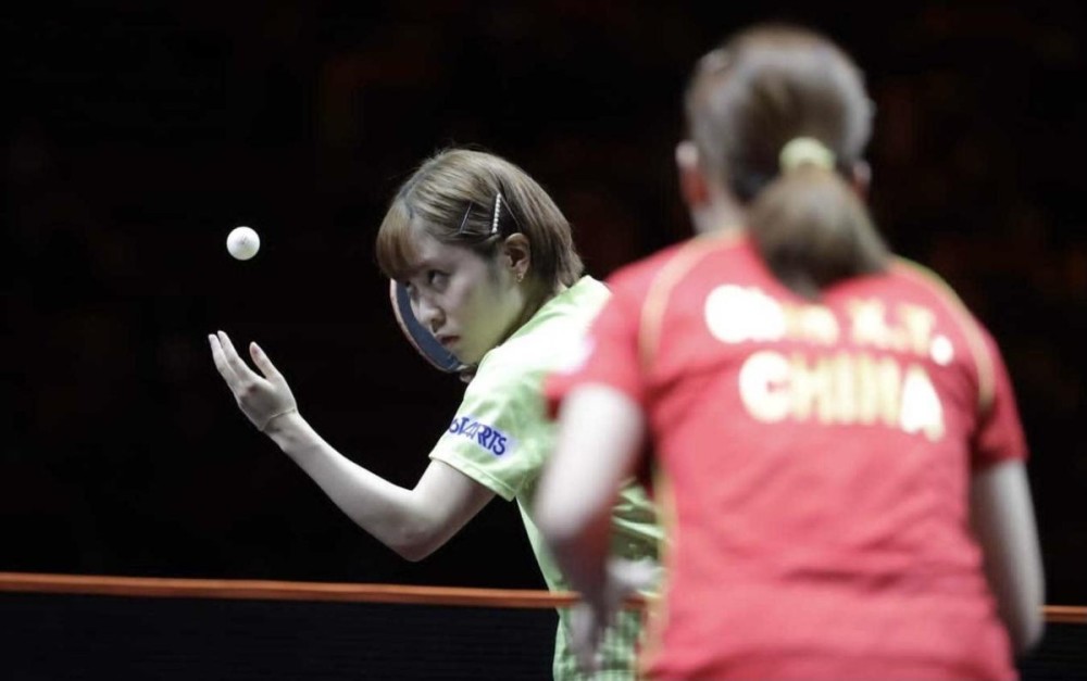 替补席上还 替补席上还