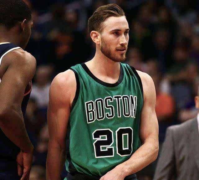 曾效力于奥 曾效力于奥