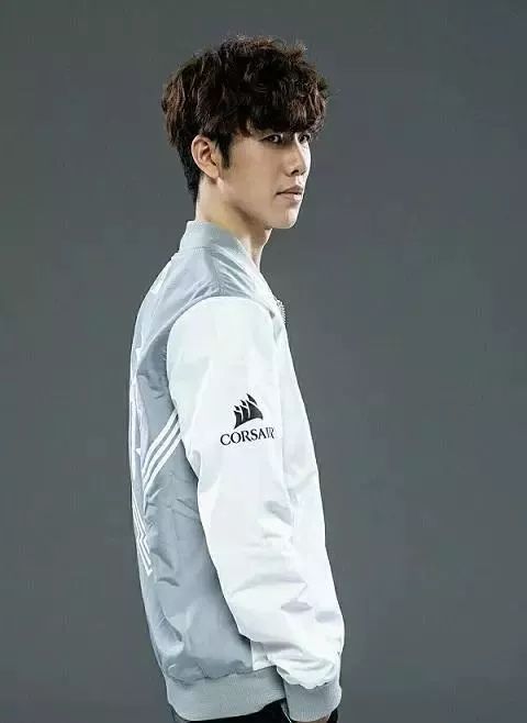 的长期资产 的长期资产