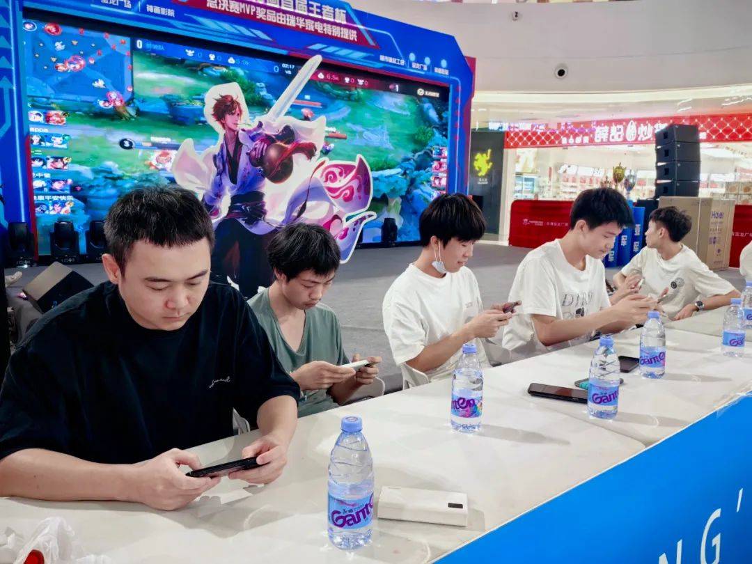 格里芬被交 格里芬被交